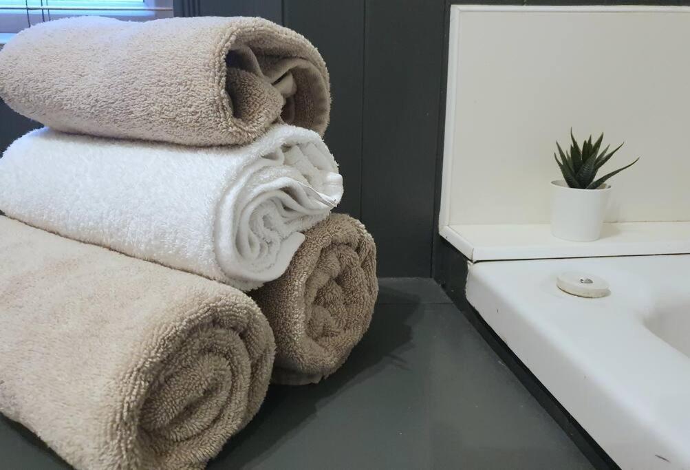 Little Cosy Getaway - York Villa Ngoại thất bức ảnh